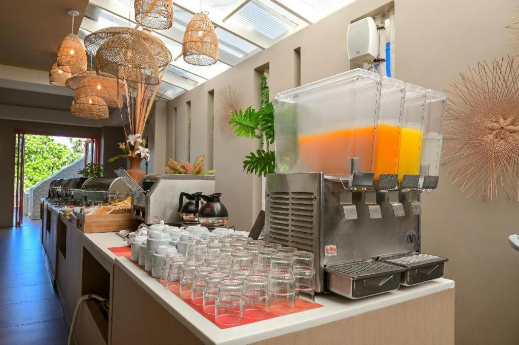 Ramada By Wyndham Phuket Southsea Ξενοδοχείο Karon Εξωτερικό φωτογραφία